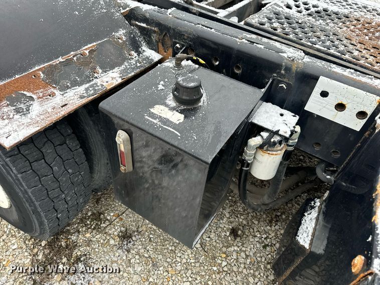 image for item EN5108 2012 Kalmar 4X2 yard truck