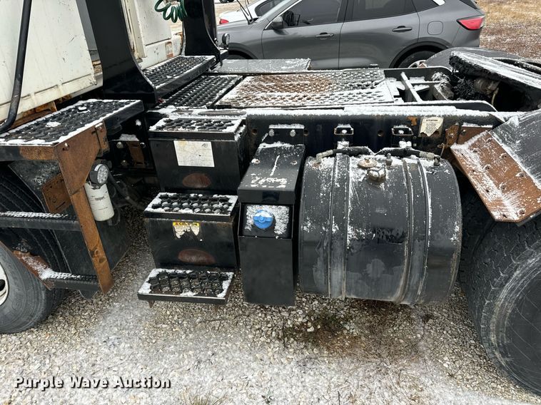 image for item EN5108 2012 Kalmar 4X2 yard truck