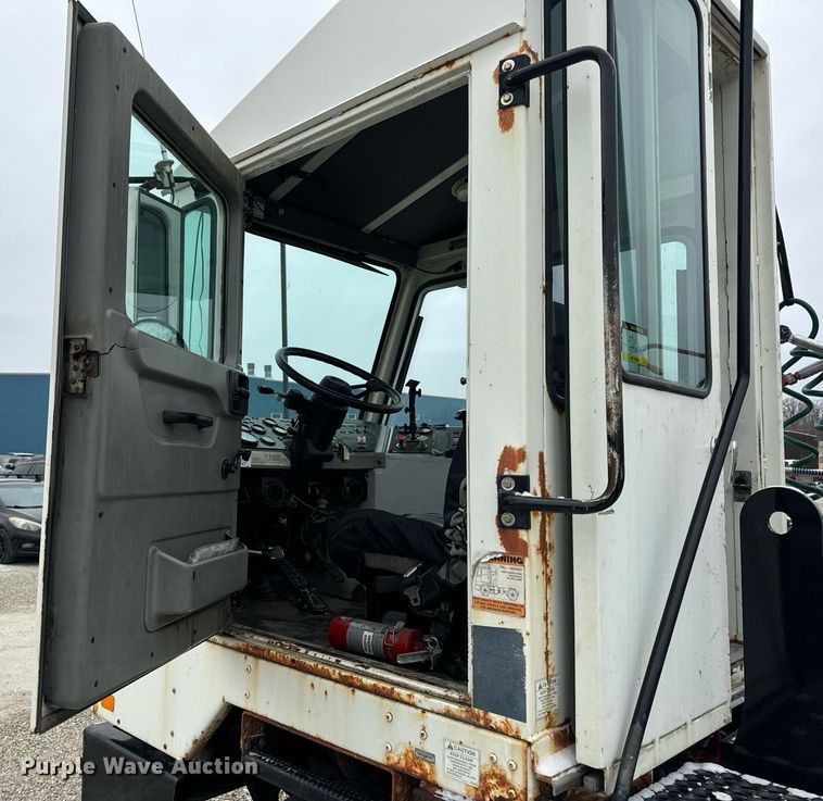 image for item EN5108 2012 Kalmar 4X2 yard truck