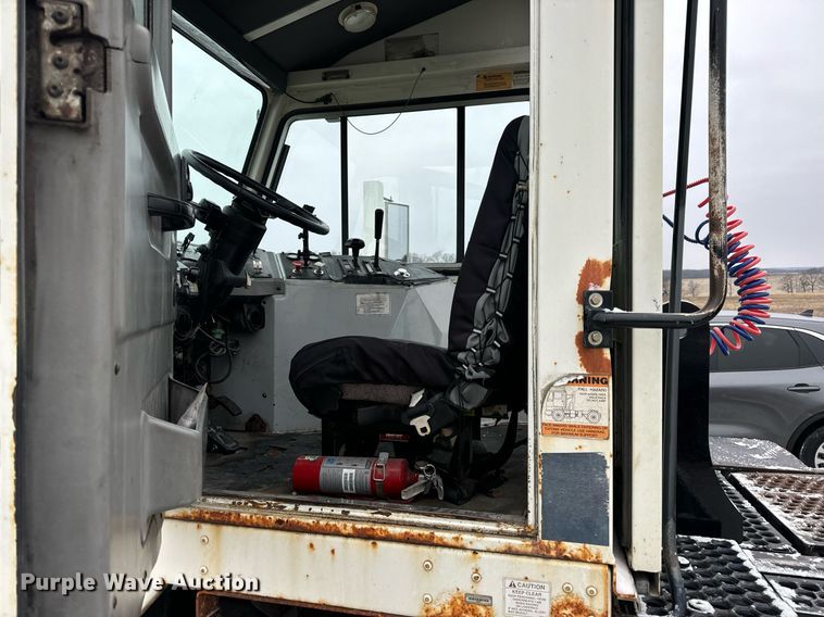 image for item EN5108 2012 Kalmar 4X2 yard truck