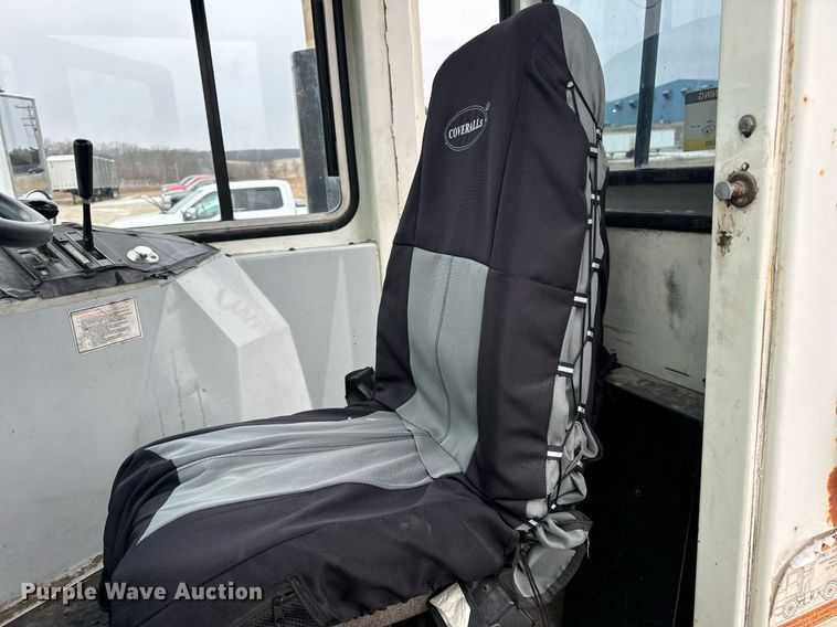 image for item EN5108 2012 Kalmar 4X2 yard truck