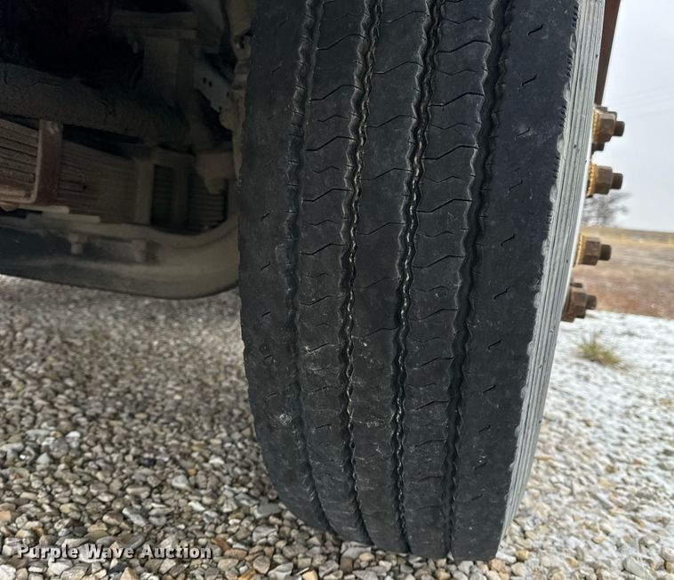 image for item EN5108 2012 Kalmar 4X2 yard truck