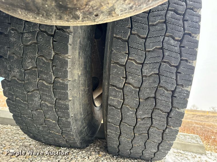 image for item EN5108 2012 Kalmar 4X2 yard truck