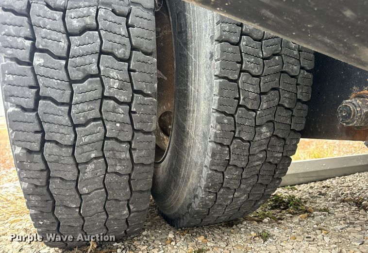 image for item EN5108 2012 Kalmar 4X2 yard truck