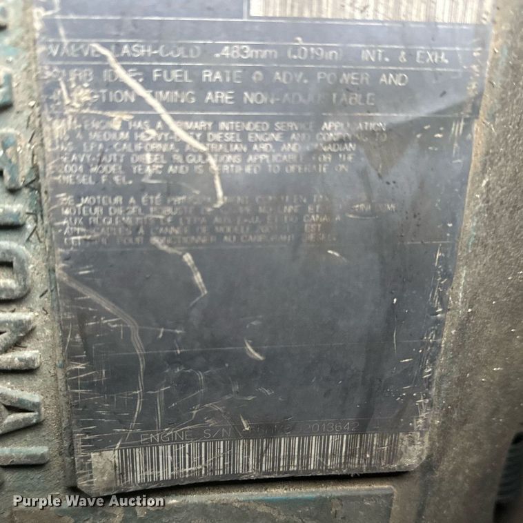 image for item EN5110 2005 International 4300 truck cab and chassis