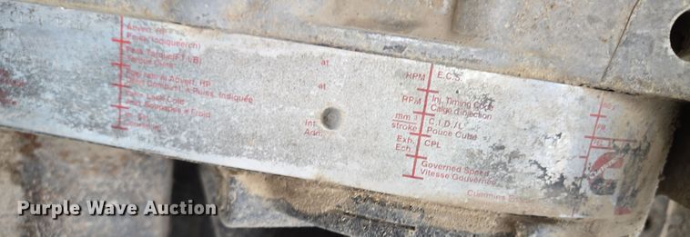 image for item EQ3946 2002 International  9200i  semi truck