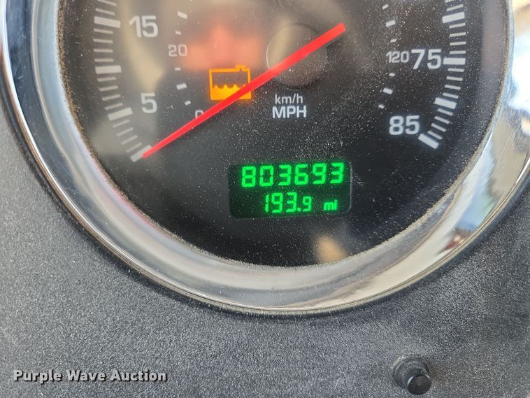 image for item EQ3949 2014 Kenworth T660 semi truck