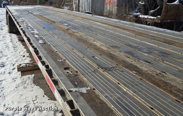 image for item EQ6550 2014 Transcraft Eagle II flatbed trailer