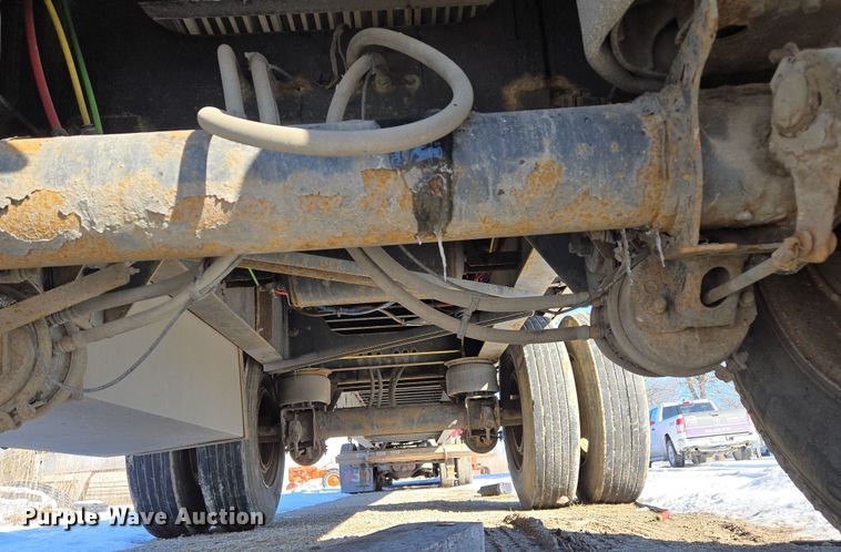 image for item EQ6550 2014 Transcraft Eagle II flatbed trailer