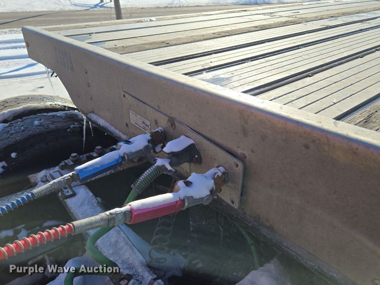 image for item EQ6550 2014 Transcraft Eagle II flatbed trailer