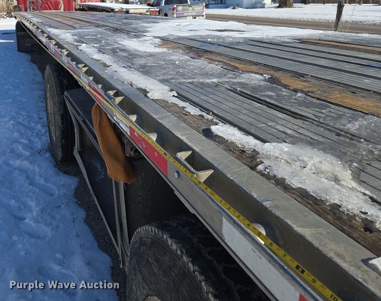 image for item EQ6550 2014 Transcraft Eagle II flatbed trailer