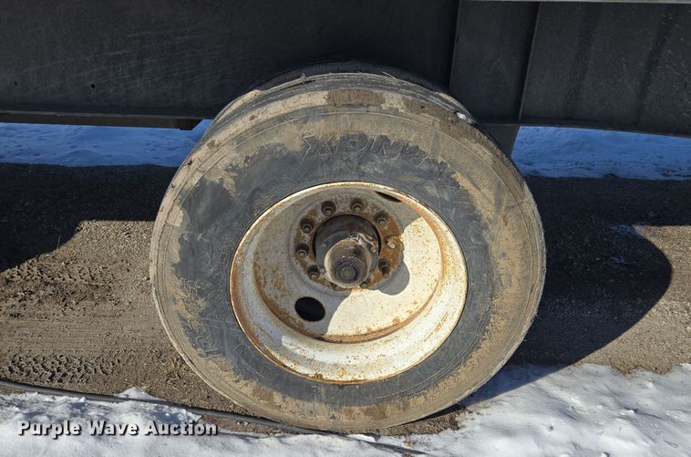 image for item EQ6550 2014 Transcraft Eagle II flatbed trailer