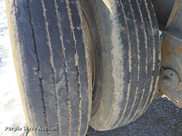 image for item EQ6550 2014 Transcraft Eagle II flatbed trailer