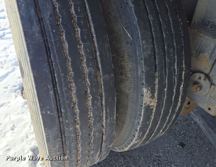 image for item EQ6550 2014 Transcraft Eagle II flatbed trailer