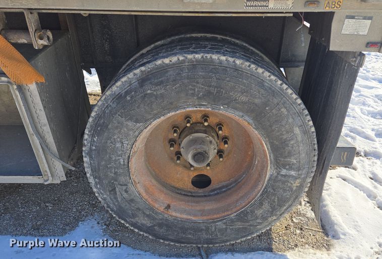 image for item EQ6550 2014 Transcraft Eagle II flatbed trailer