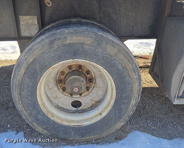 image for item EQ6550 2014 Transcraft Eagle II flatbed trailer