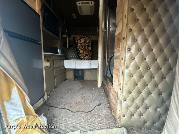 image for item ER4952 Sleeper cab