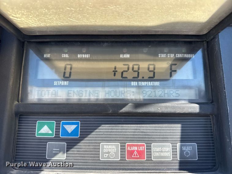 image for item LH9465 2005 Utility VS2RA refrigerated van trailer