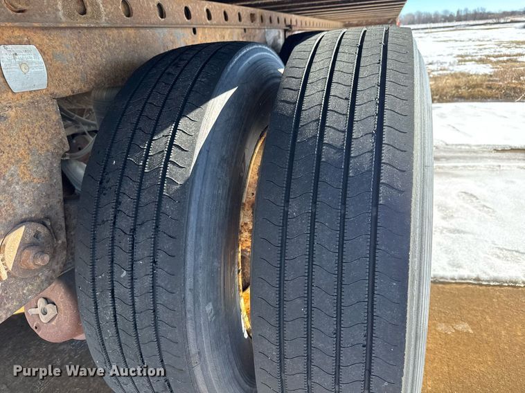 image for item LH9466 2004 Great Dane 7411TP-SA dry van trailer