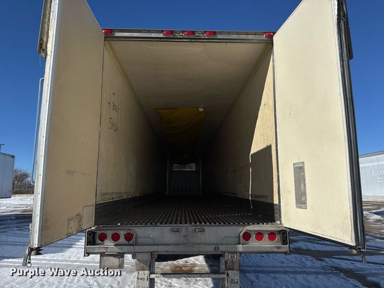 image for item LH9467 2006 Great Dane refrigerated van trailer