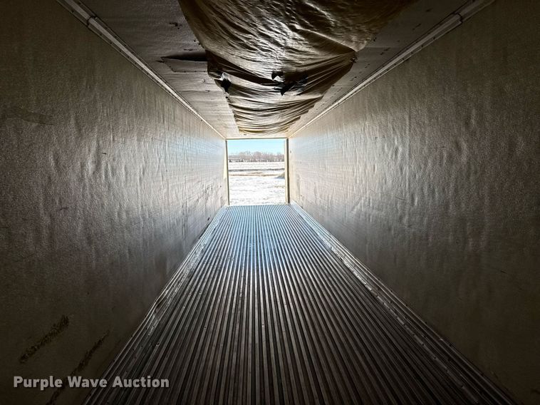 image for item LH9467 2006 Great Dane refrigerated van trailer