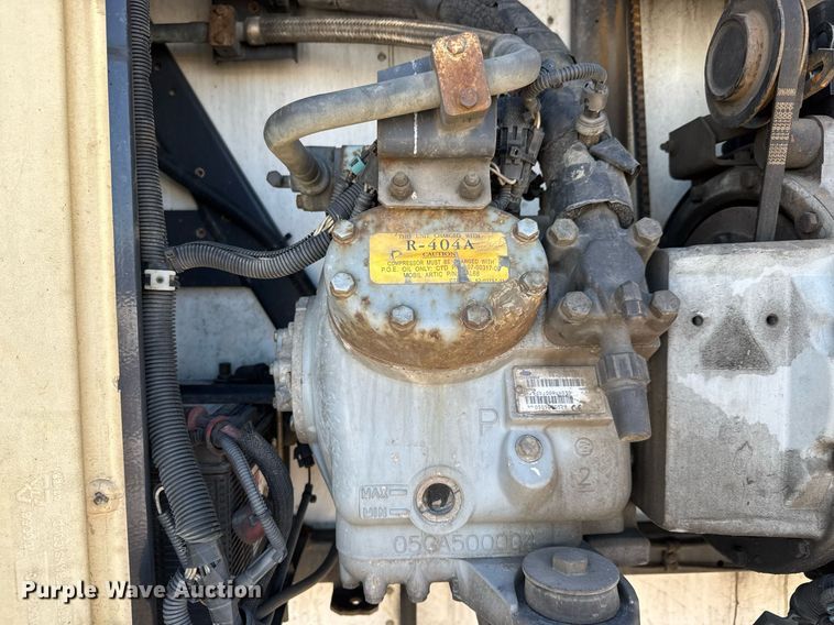 image for item LH9467 2006 Great Dane refrigerated van trailer