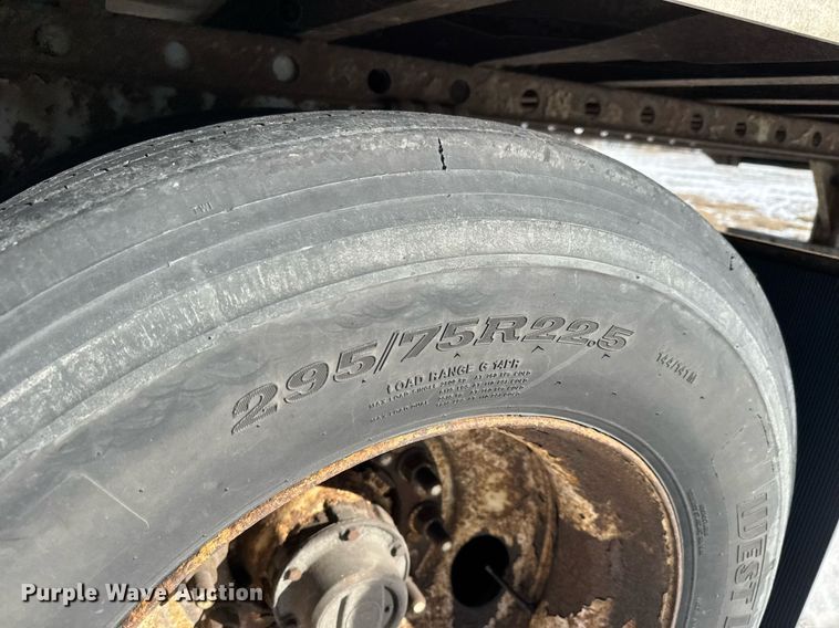 image for item LH9467 2006 Great Dane refrigerated van trailer