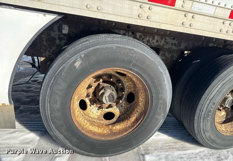 image for item LH9467 2006 Great Dane refrigerated van trailer