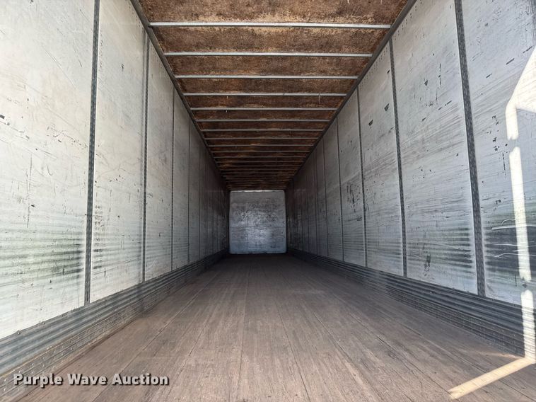 image for item LH9468 2005 Wabash dry van trailer