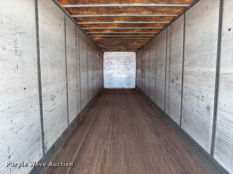 image for item LH9468 2005 Wabash dry van trailer