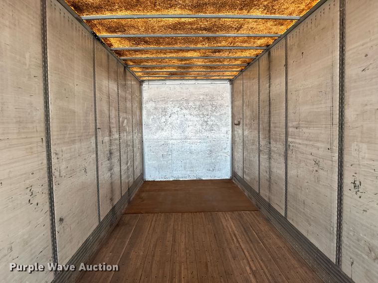 image for item LH9468 2005 Wabash dry van trailer