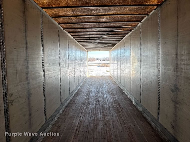 image for item LH9468 2005 Wabash dry van trailer