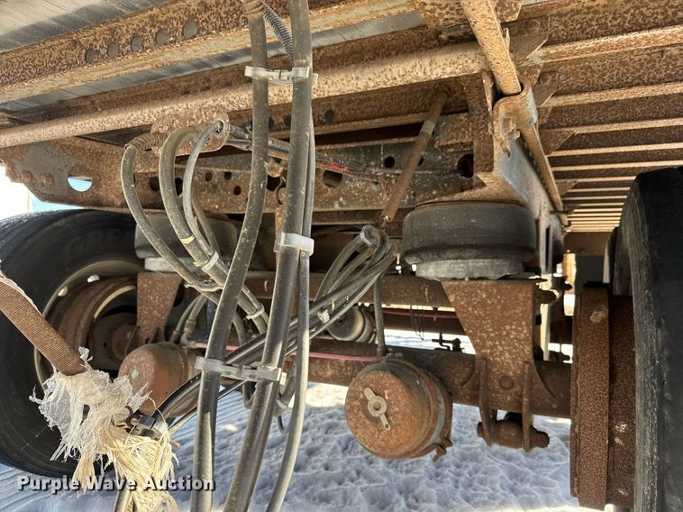 image for item LH9468 2005 Wabash dry van trailer