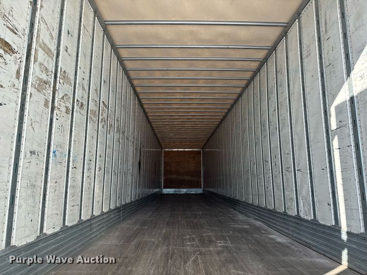 image for item LH9469 2013 Utility VS2DX dry van trailer