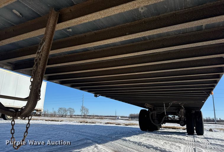 image for item LH9469 2013 Utility VS2DX dry van trailer