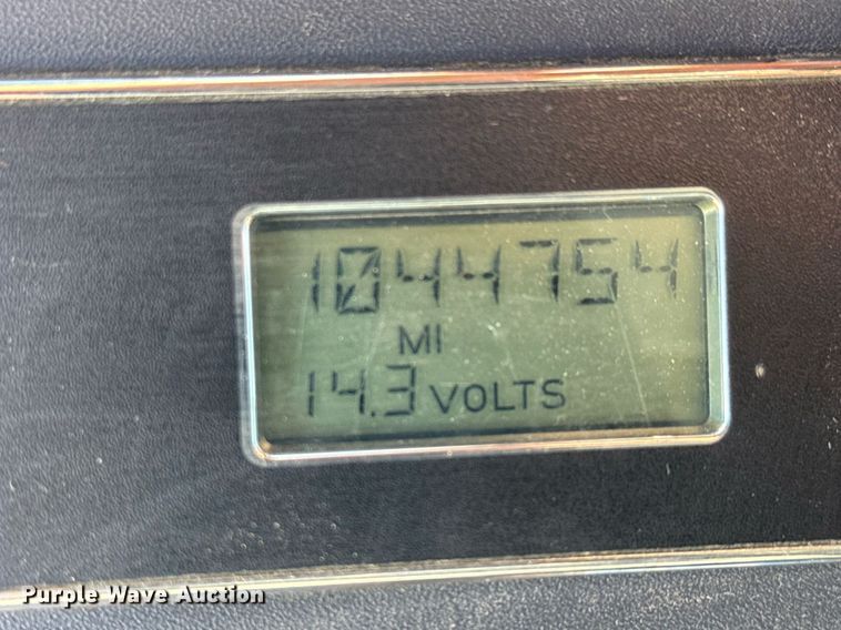 image for item LH9470 2012 Freightliner  Cascadia semi truck