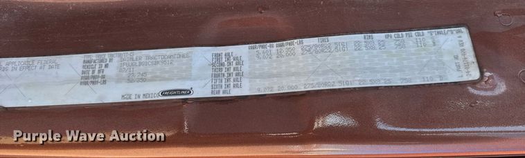 image for item LH9470 2012 Freightliner  Cascadia semi truck