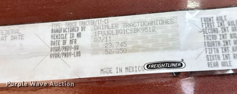 image for item LH9470 2012 Freightliner  Cascadia semi truck