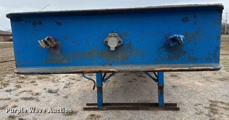 image for item LH9523 2013 Shop built flatbed trailer