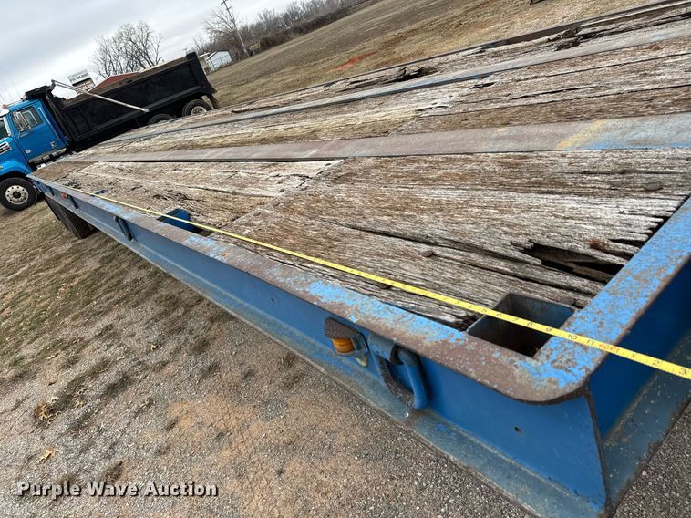 image for item LH9523 2013 Shop built flatbed trailer