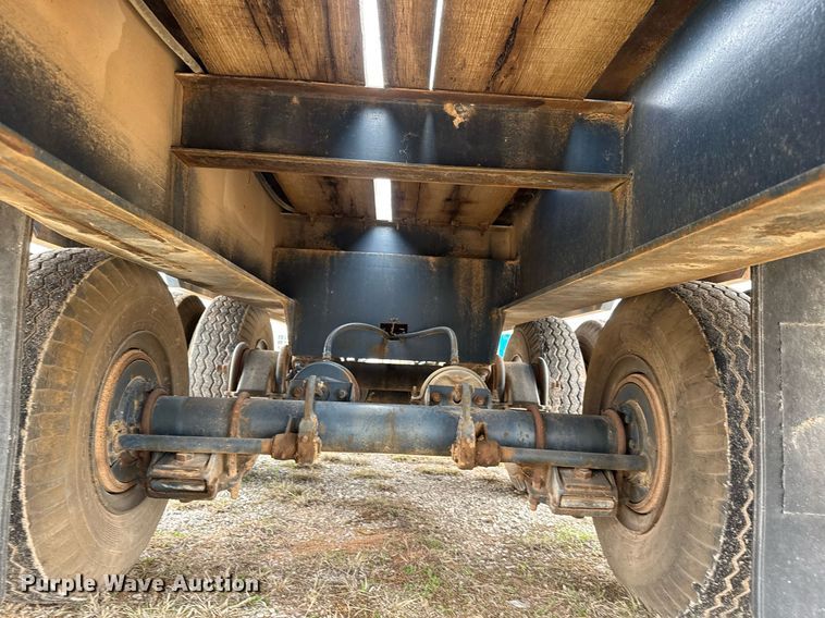 image for item LH9523 2013 Shop built flatbed trailer