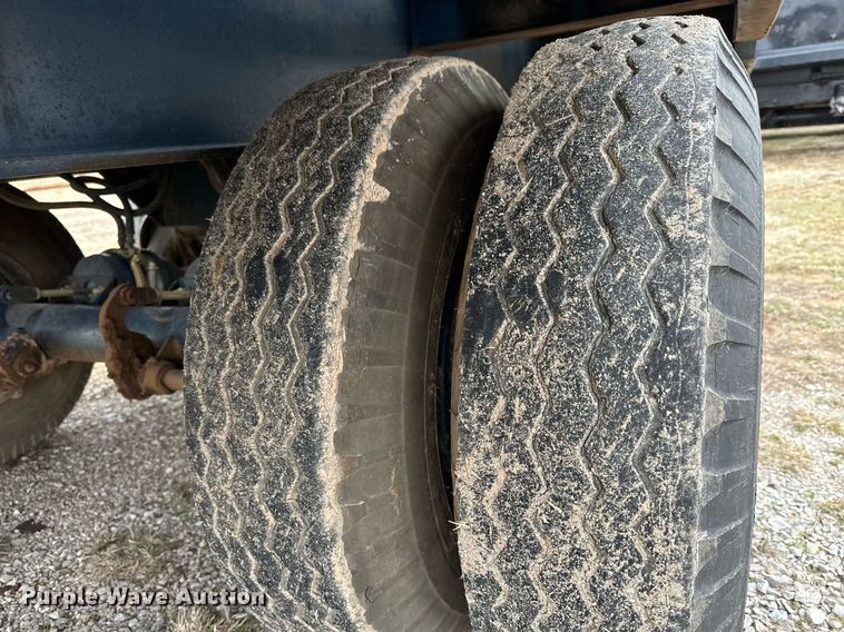 image for item LH9523 2013 Shop built flatbed trailer