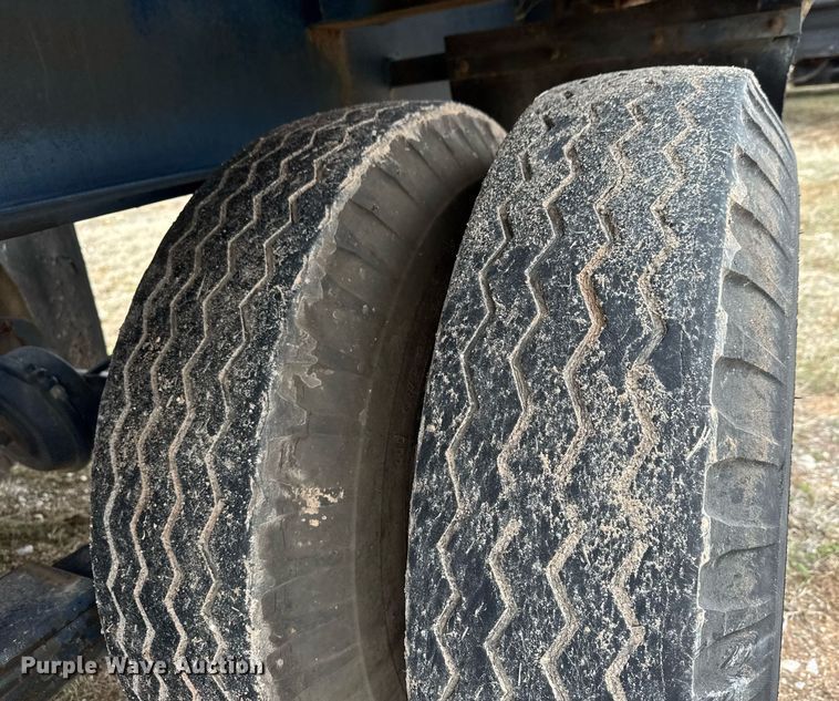 image for item LH9523 2013 Shop built flatbed trailer