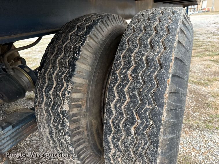 image for item LH9523 2013 Shop built flatbed trailer