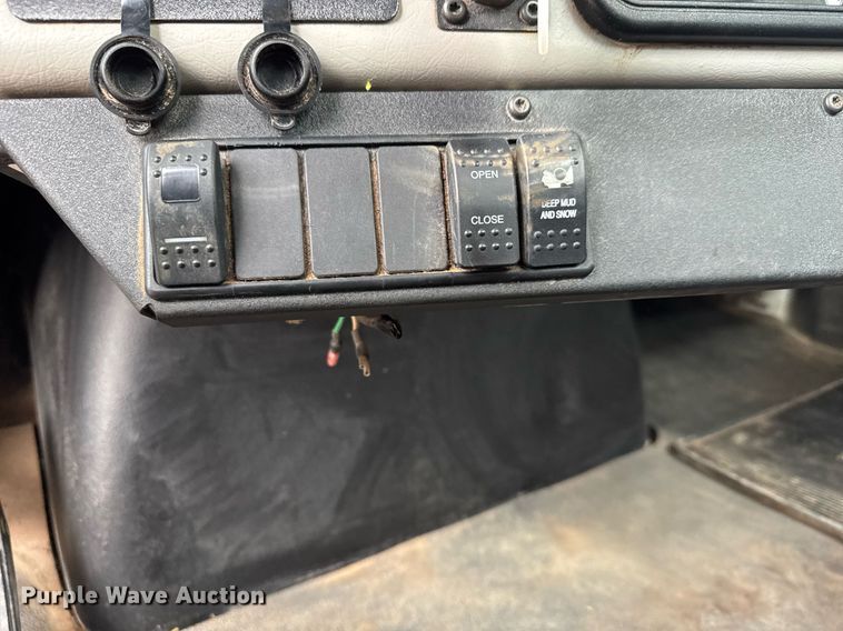 image for item LH9529 2019 Western Star 4900SF semi truck