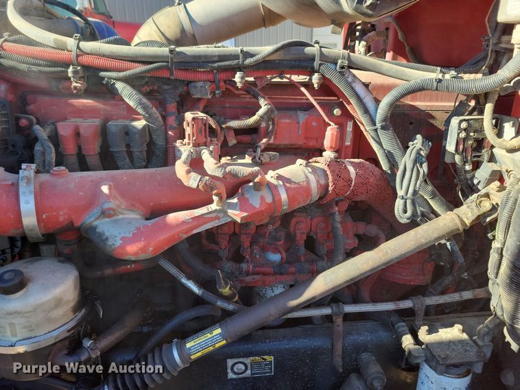 image for item NB9797 2009 Peterbilt  386 semi truck