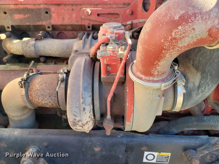 image for item NB9797 2009 Peterbilt  386 semi truck