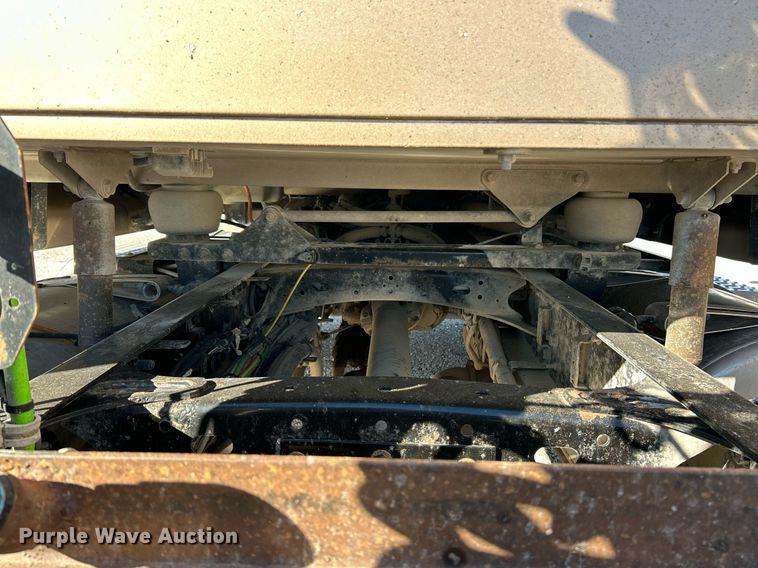 image for item NJ9634 2016 Western Star 5700XE semi truck