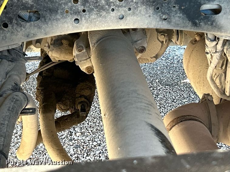 image for item NJ9634 2016 Western Star 5700XE semi truck