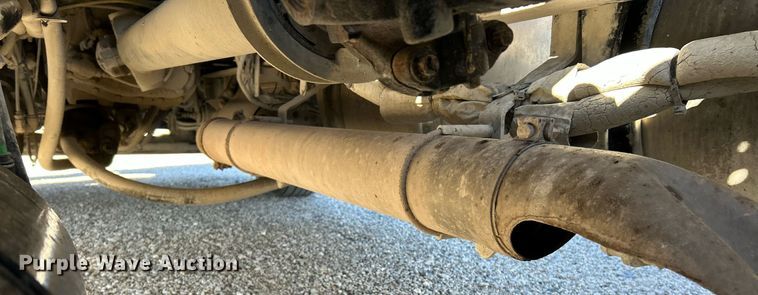 image for item NJ9634 2016 Western Star 5700XE semi truck